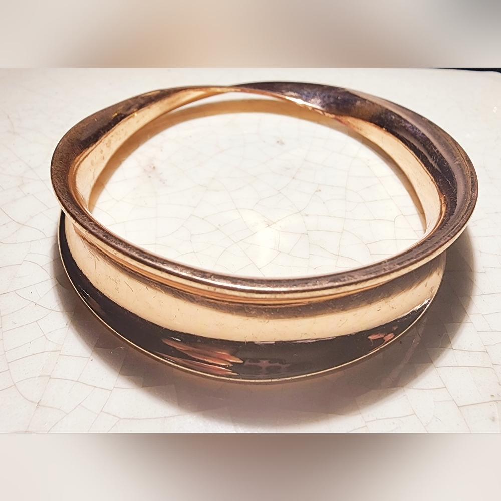 Luxury Smooth wave rose champagne gold bangle bracelet